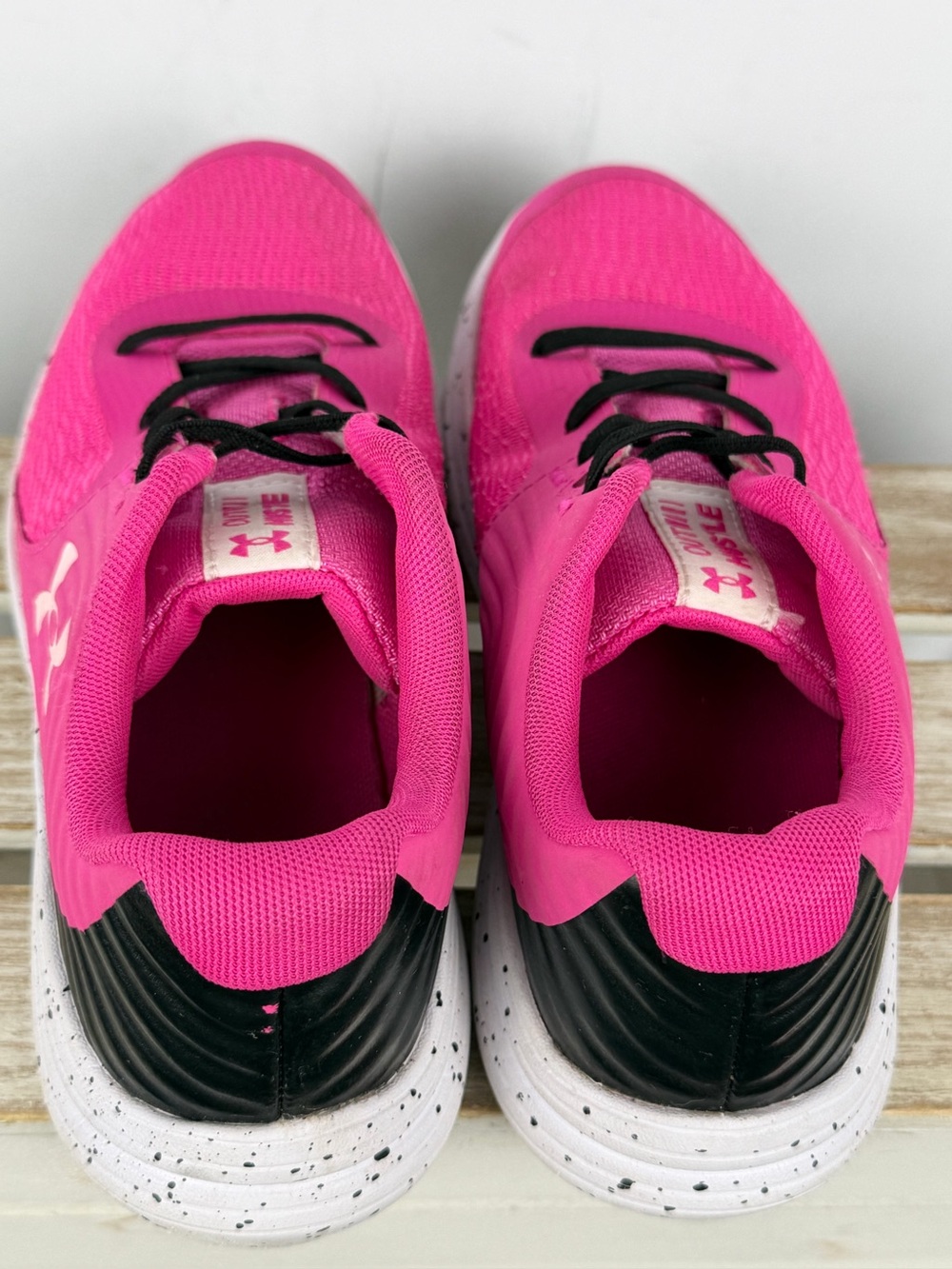 Under Armour Kids' Outhustle AC Running Shoes size 3Y - Picture 8 of 14